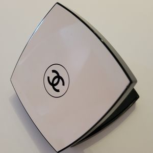 |EMPTY|  C H A N E L  Compact